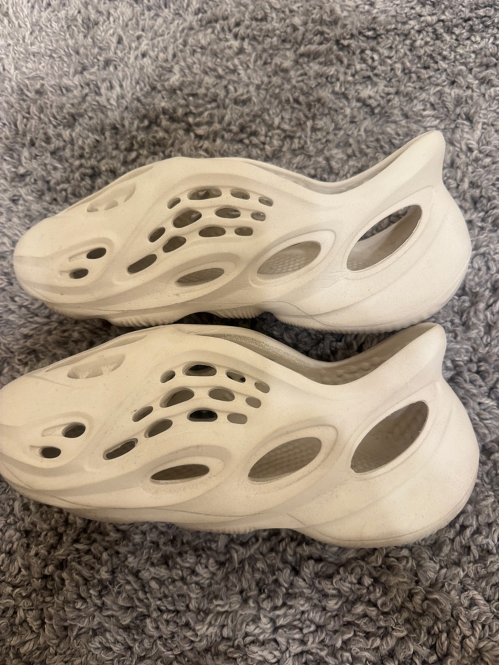 Yeezy Foam Runners in White